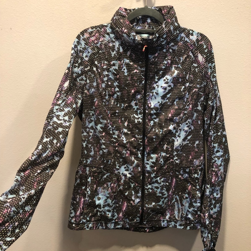 Lululemon Pack It Up Windbreaker